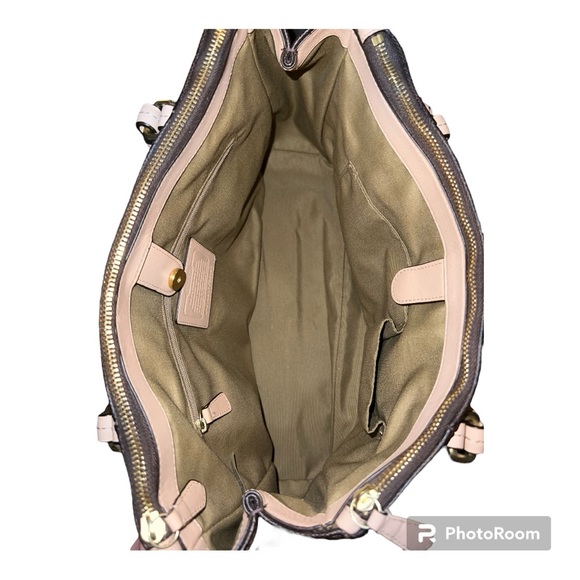 Coach Signature Peyton Double Zip w/ Matching Wallet- EUC - Picture 9 of 14